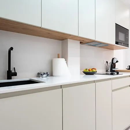 Apartment B & V Malaga